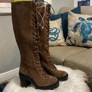 Gianni Bini Soukey Brown Suede Knee High Boot Size 6M NWT slim to wide calf